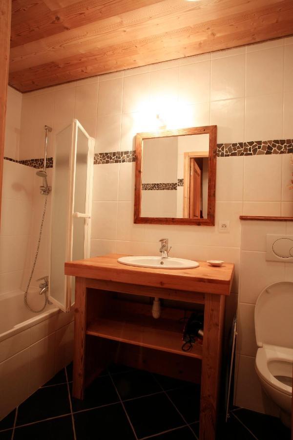 Chez Le Marquis Du Pontet *