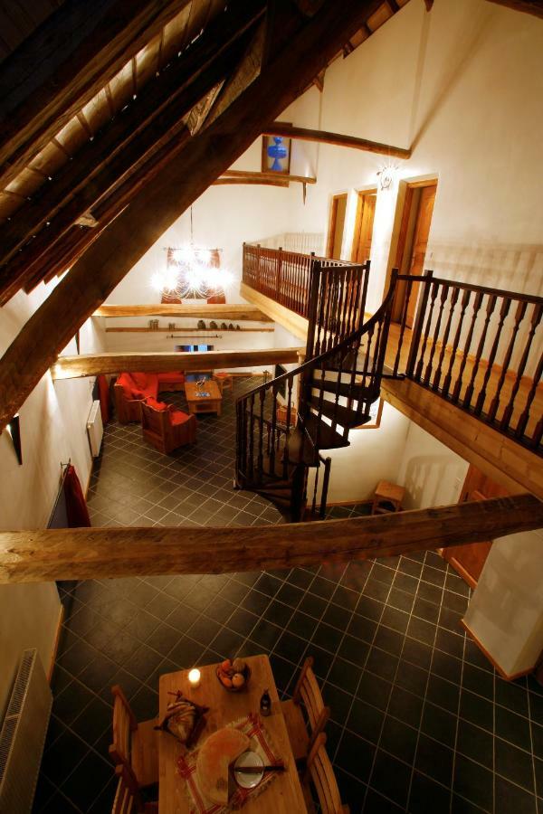 Chez Le Marquis Du Pontet *